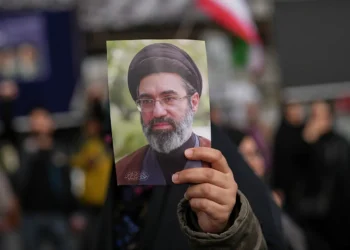 Iranienii sunt în stare de Ș0C! Mojtaba Khamenei, noul ayatollah al Iranului, a…