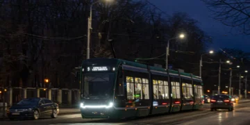 Un oraș din România începe raționalizarea energiei. Iluminatul stradal, prima măsură
