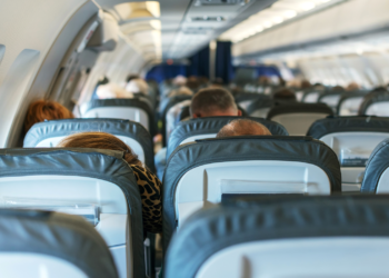 Schimbări importante pentru cei care călătoresc cu avionul. Bagajul de mână va…