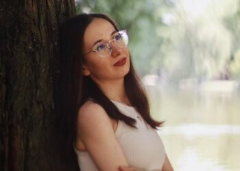 Cine este, în realitate, Alex Stamate. Laura Bălan spune povestea din spatele melodiei virale