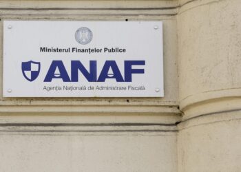 Românii cu venituri din afară, verificați de ANAF. Impozitul poate ajunge la 70%
