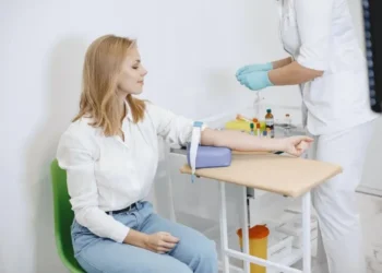 Analize medicale GRATUITE în 2026, chiar și fără asigurare de sănătate