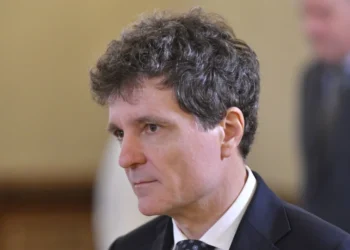 Nicușor Dan și-a publicat AVEREA: 33 de pagini, nicio casă și bani împrumutați altor persoane