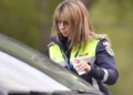 Șoferii din România riscă amenzi de 3.300 de lei pentru o greșeală făcută la volan. Mulți nici nu știu că este interzis să…
