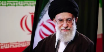 Înmormântarea lui Ali Khamenei, amânată după ATACUL asupra…